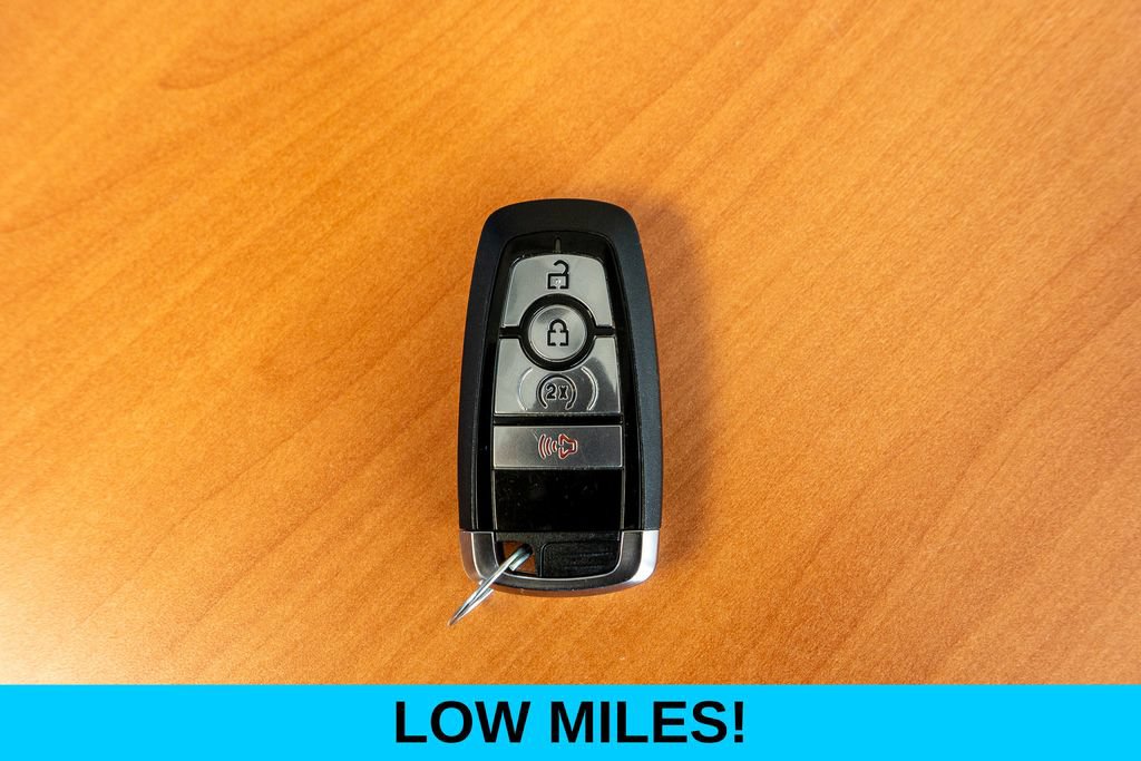 Used 2024 Ford Maverick Lariat w/ Black Appearance Package FWD image 5