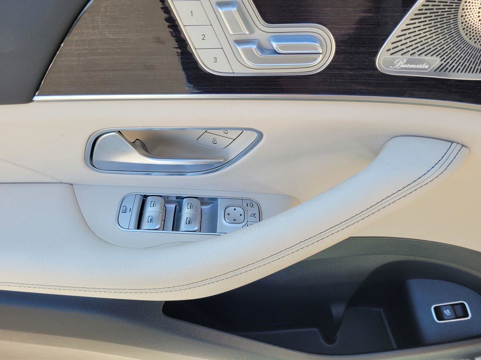 Used 2023 Mercedes-Benz GLS 450 4MATIC image 26