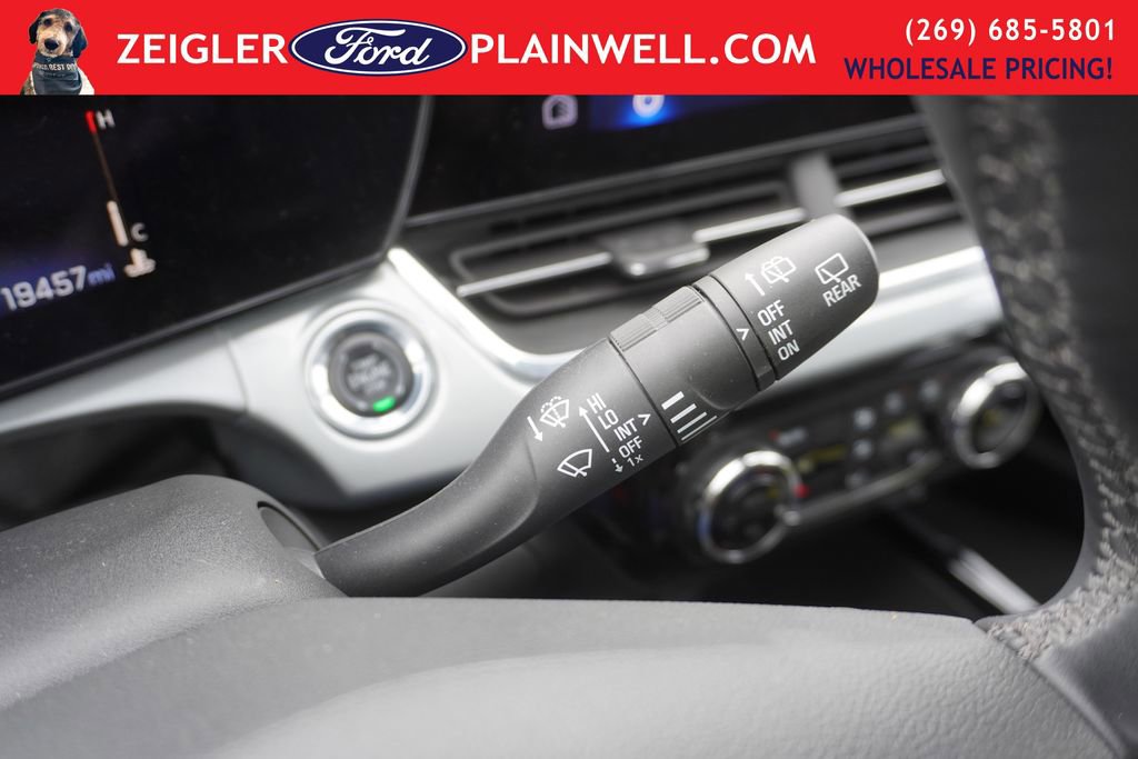 Used 2025 Chevrolet Trax LT w/ LT Convenience Package image 25