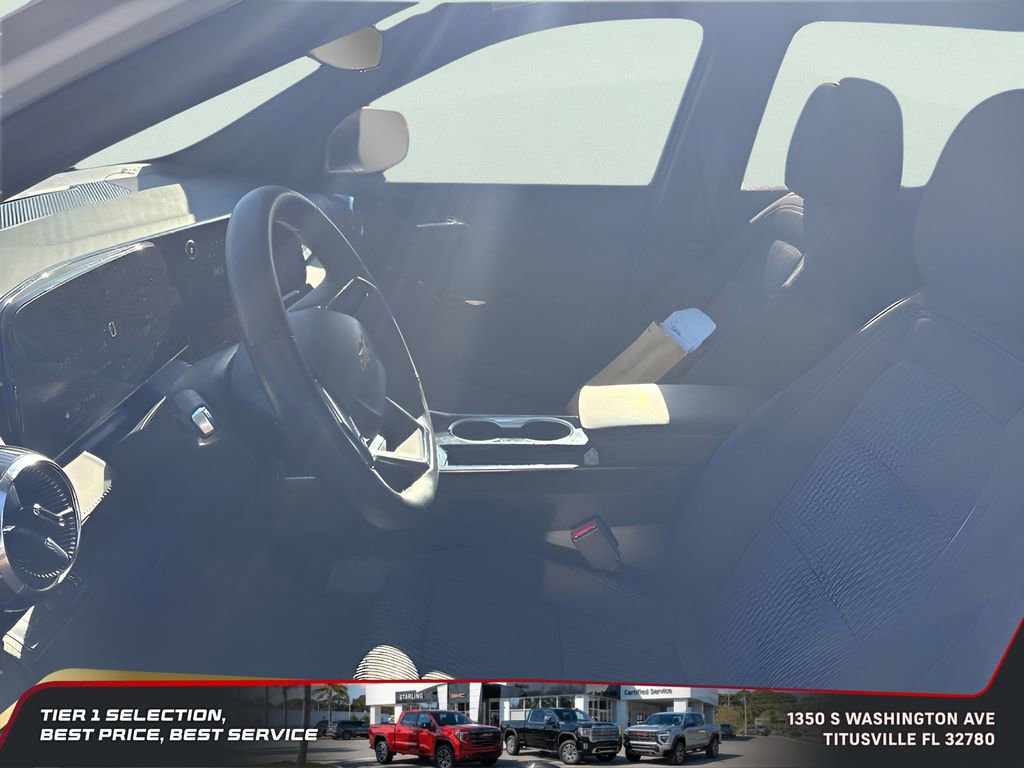 Used 2025 Chevrolet Equinox LT image 9