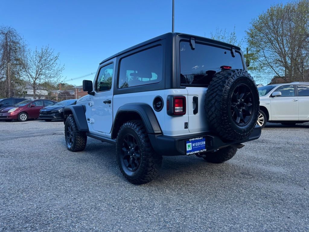 Used 2022 Jeep Wrangler Willys AWD/4WD image 3