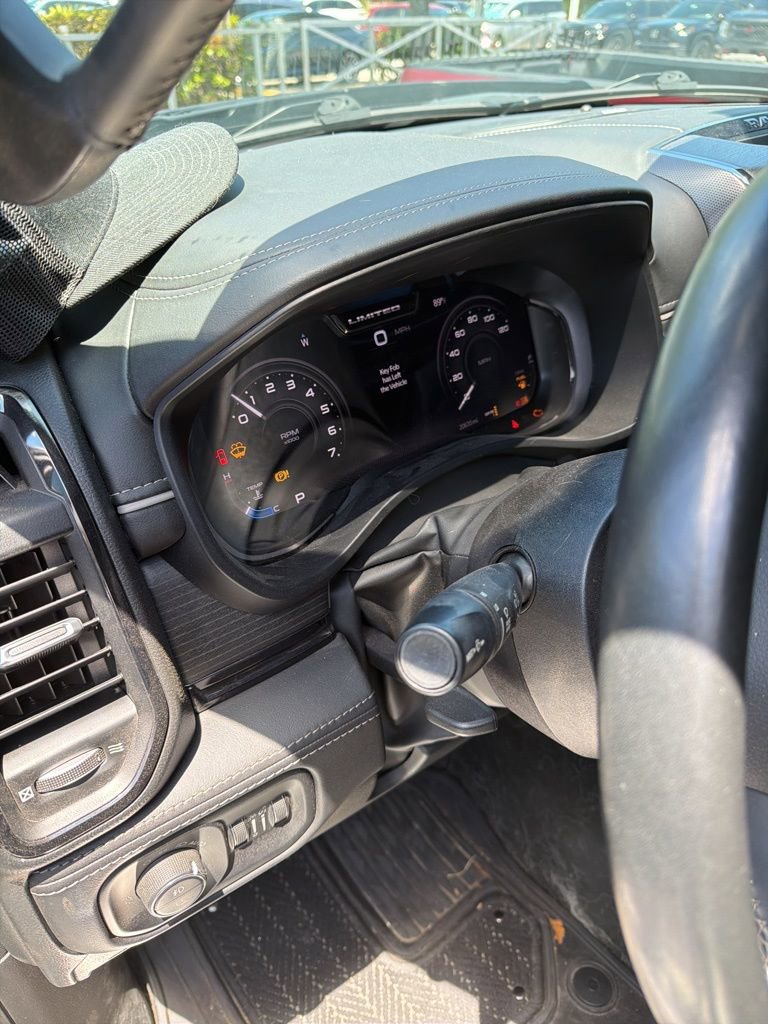 Used 2024 RAM 1500 Limited AWD/4WD image 7