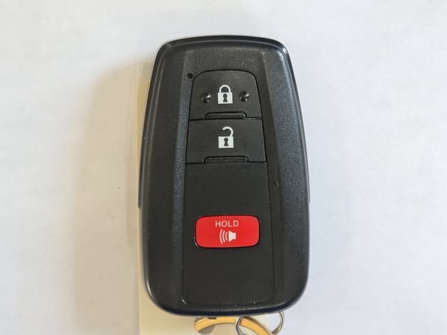 Used 2022 Toyota 4Runner Limited AWD/4WD image 32