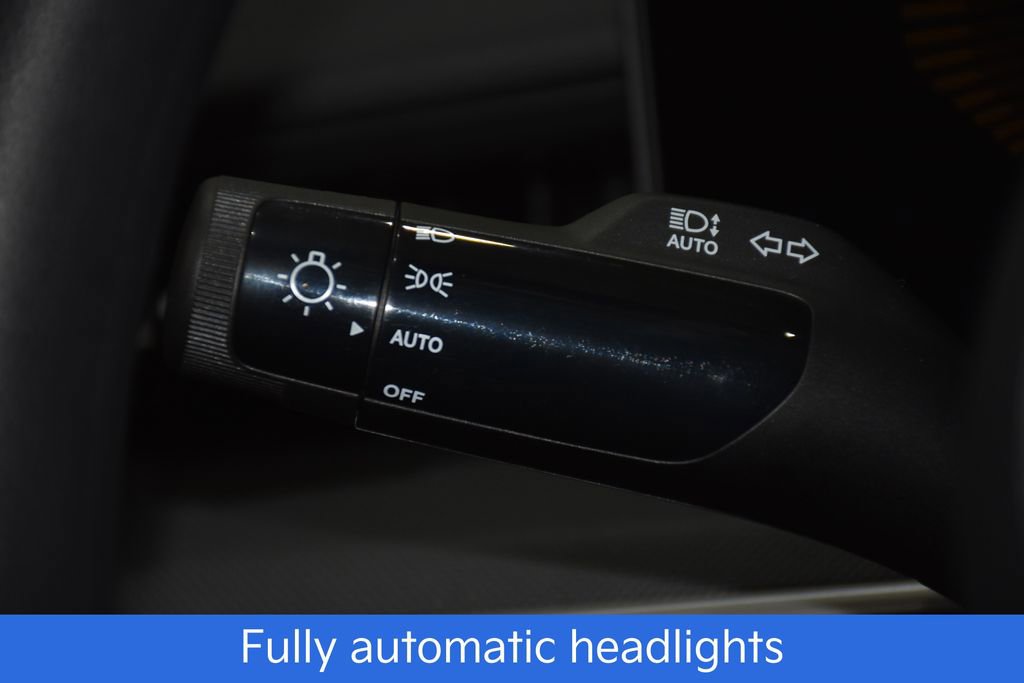 New 2026 Kia K5 LXS image 10