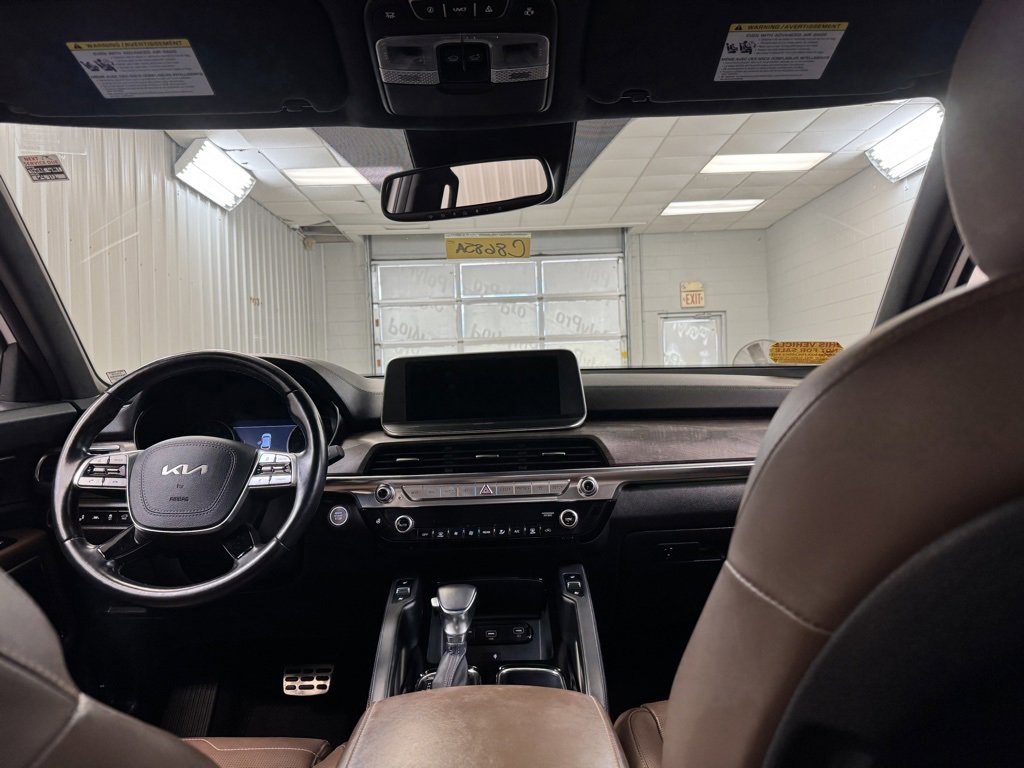 Used 2022 Kia Telluride SX w/ SX Prestige Package image 20