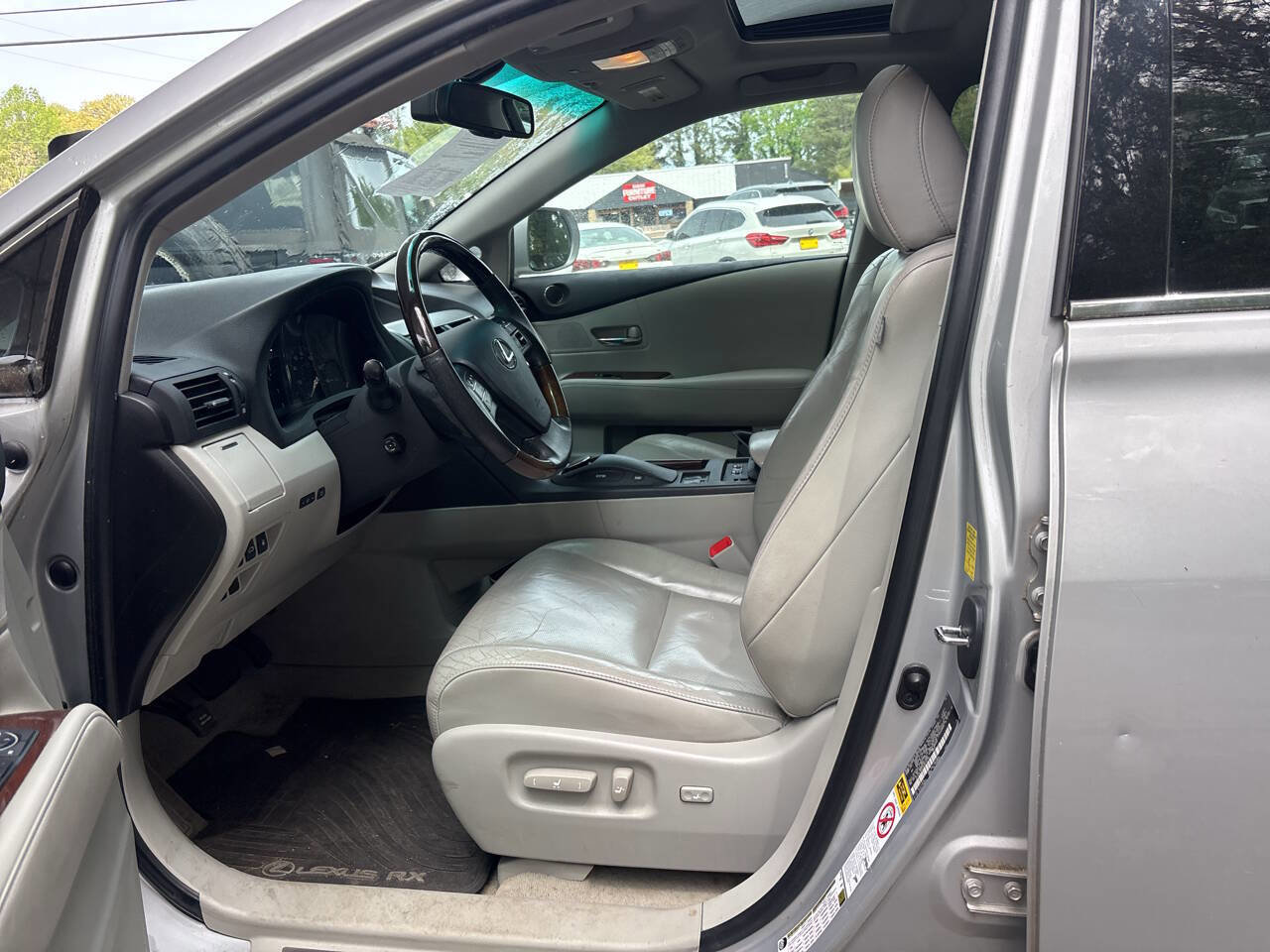 Used 2010 Lexus RX 350 2WD image 8