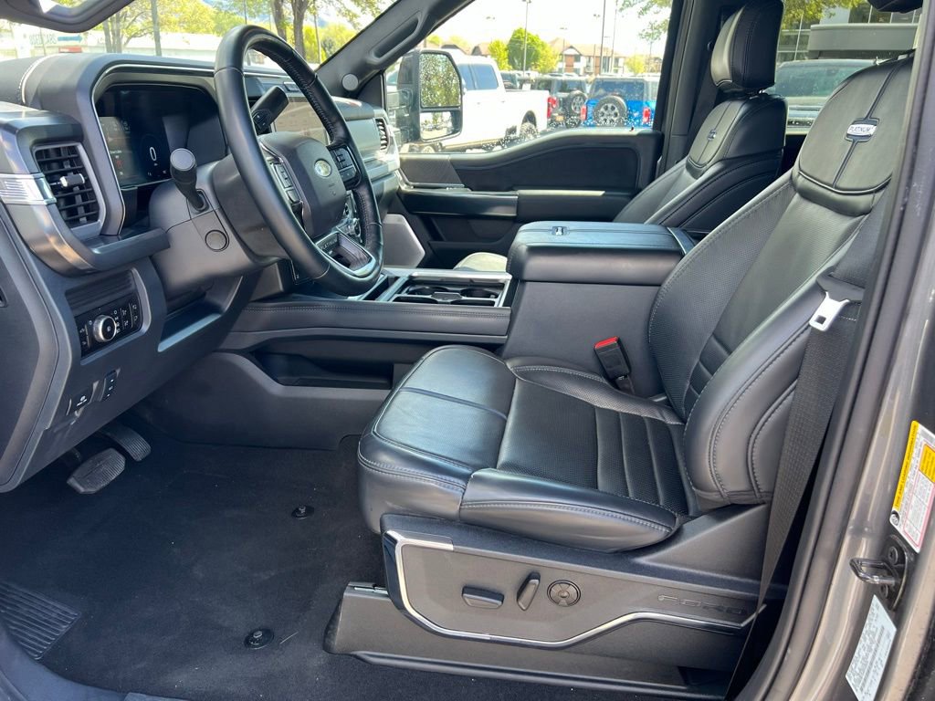 Certified 2025 Ford F350 Platinum AWD/4WD image 26
