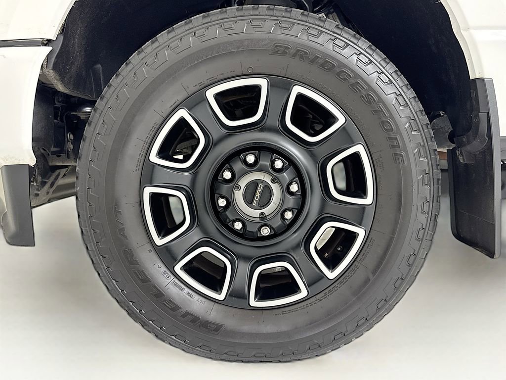 Used 2024 Ford F350 Platinum image 29