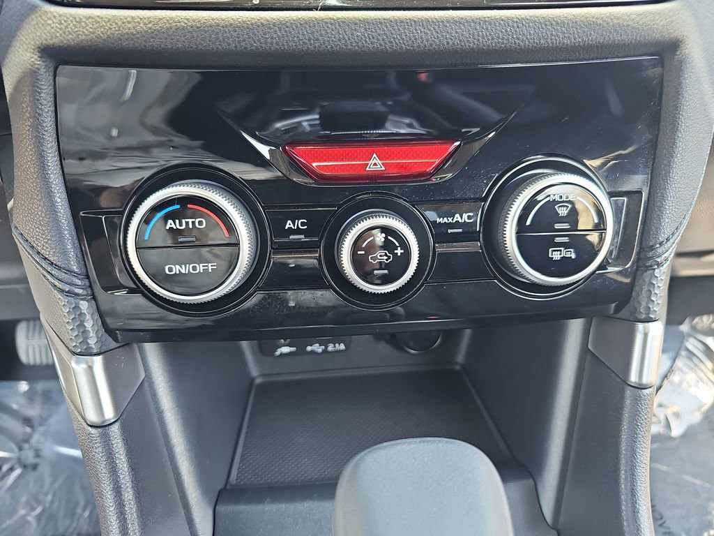 Used 2022 Subaru Forester Premium AWD/4WD image 21
