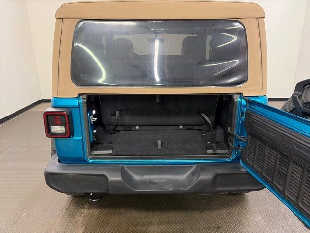 Used 2019 Jeep Wrangler Sport image 12
