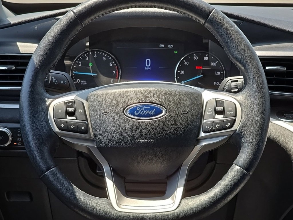 Used 2023 Ford Explorer XLT w/ Equipment Group 202A image 28