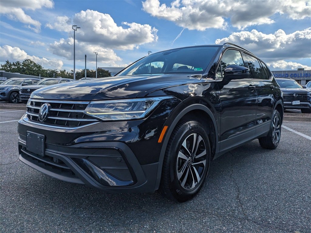 Used 2024 Volkswagen Tiguan S image 8