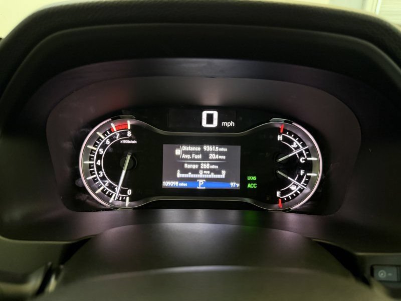 Used 2016 Honda Pilot Touring image 26