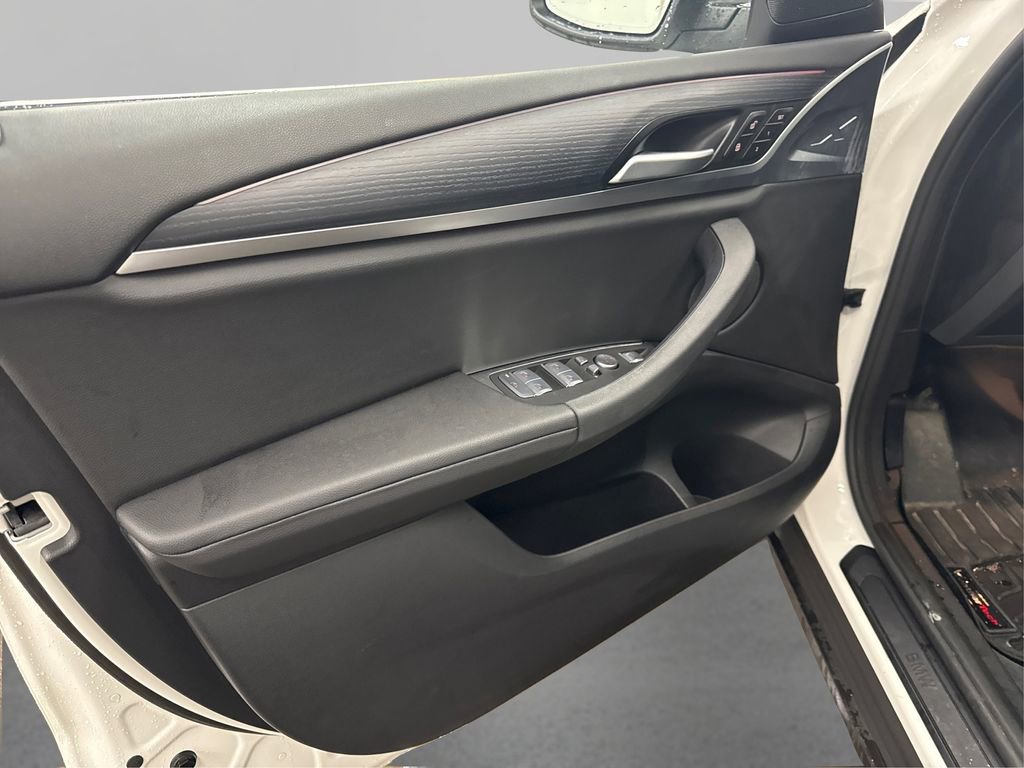 Used 2024 BMW X3 xDrive30i w/ Premium Package w/ZPA image 26