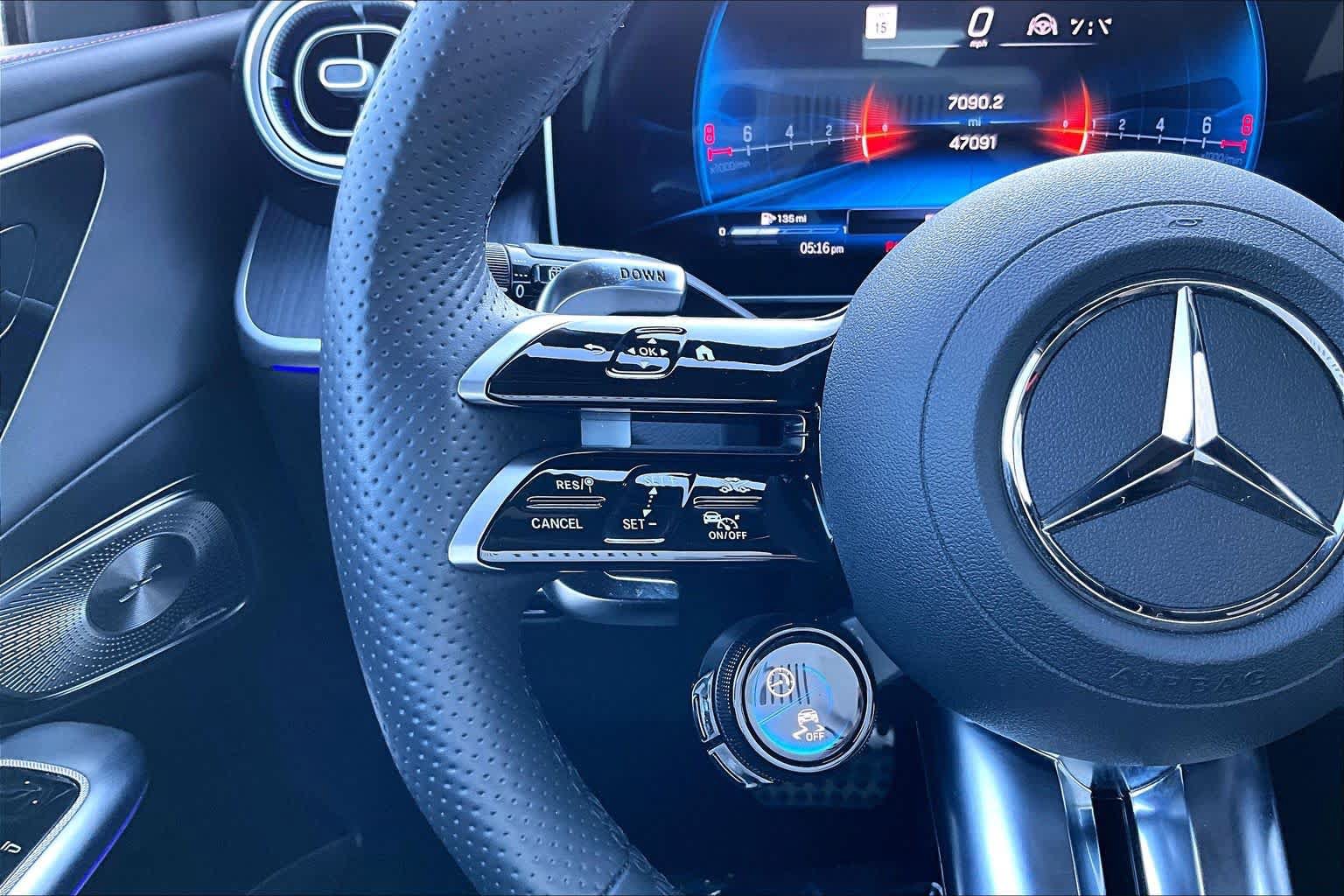 Used 2024 Mercedes-Benz GLC 43 AMG 4MATIC image 21