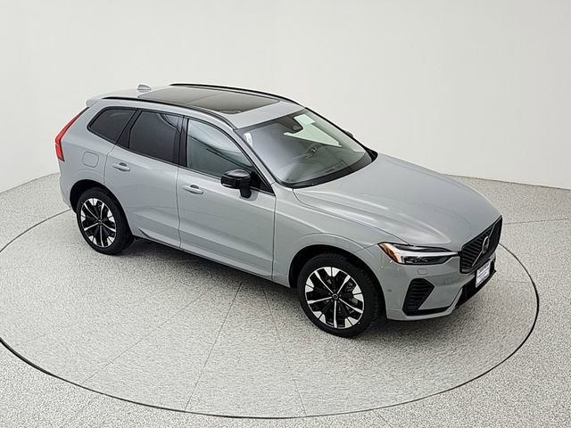 New 2026 Volvo XC60 T8 Plus w/ Climate Package AWD/4WD image 15