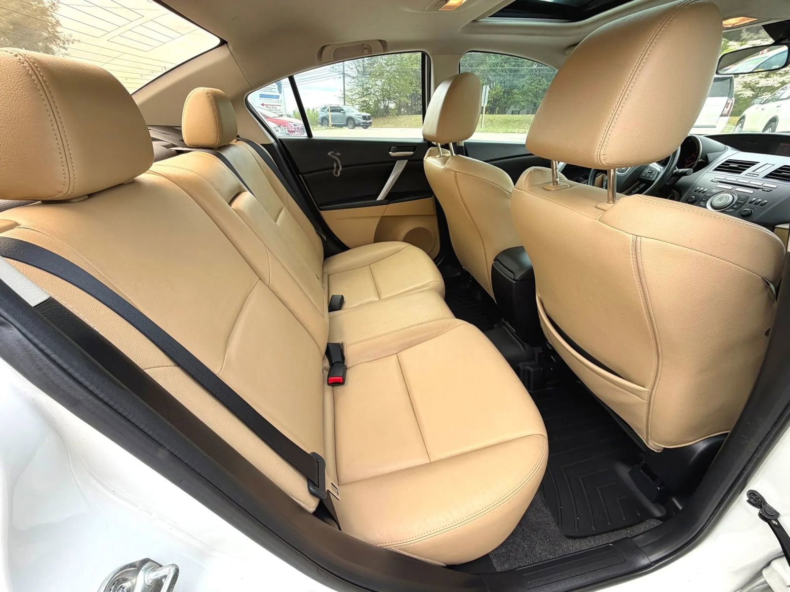 Used 2010 MAZDA MAZDA3 s Grand Touring FWD image 5