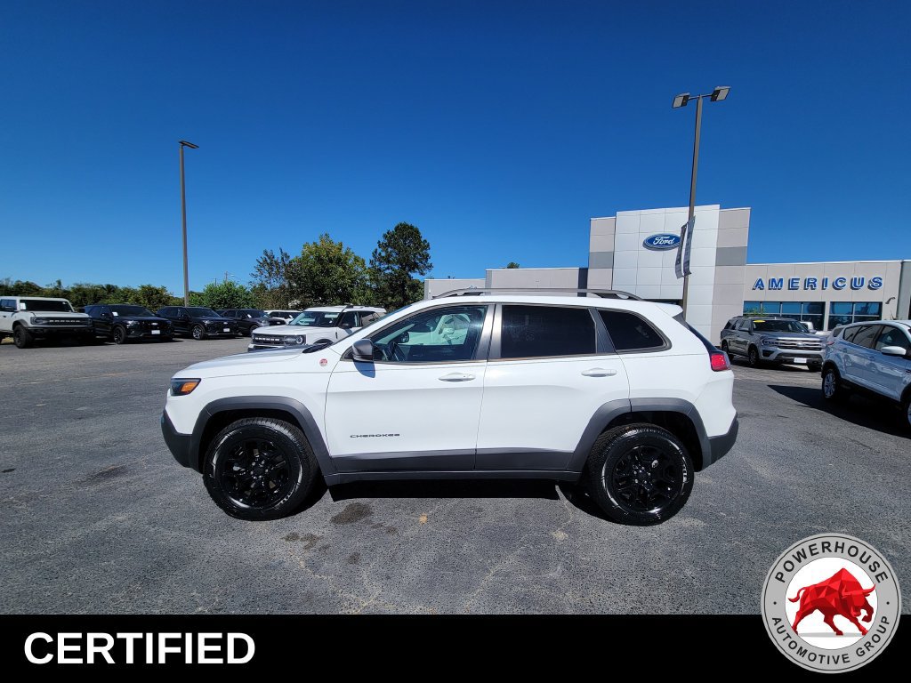 Used 2019 Jeep Cherokee Trailhawk w/ Comfort/Convenience Group AWD/4WD image 3