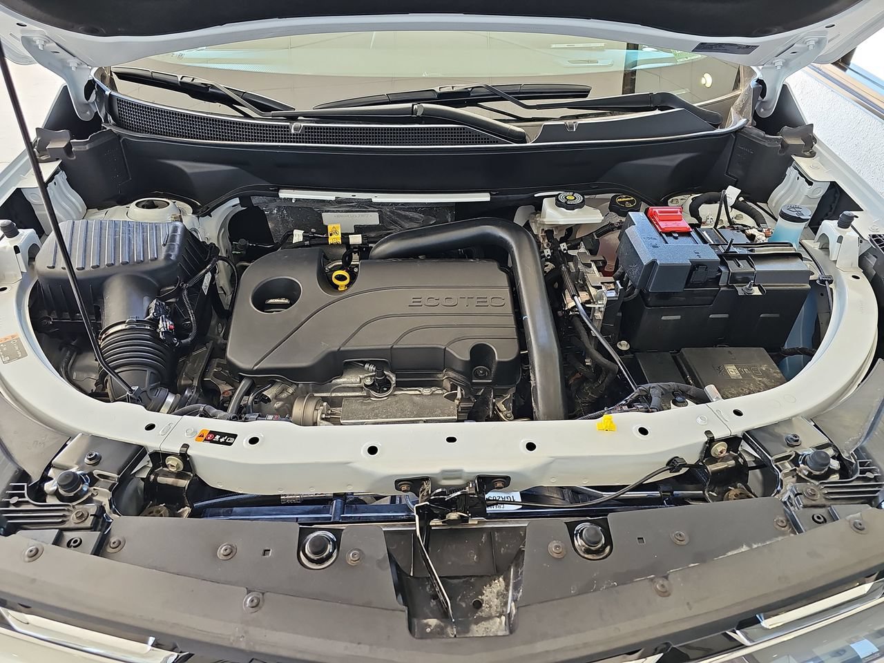 Used 2025 Chevrolet Equinox LT FWD image 35