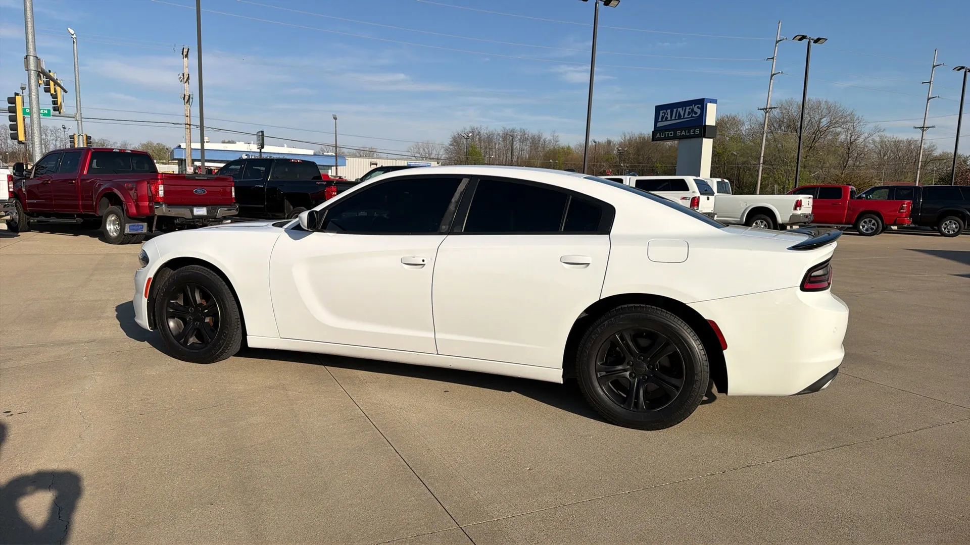 Used 2020 Dodge Charger SXT image 10