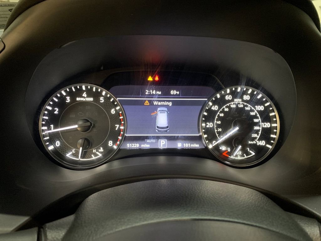 Used 2021 Nissan Armada SV w/ SV Appearance Package image 31