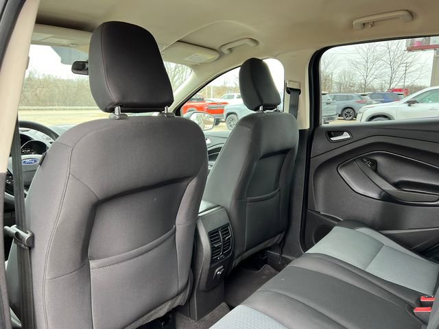 Used 2019 Ford Escape SE image 31