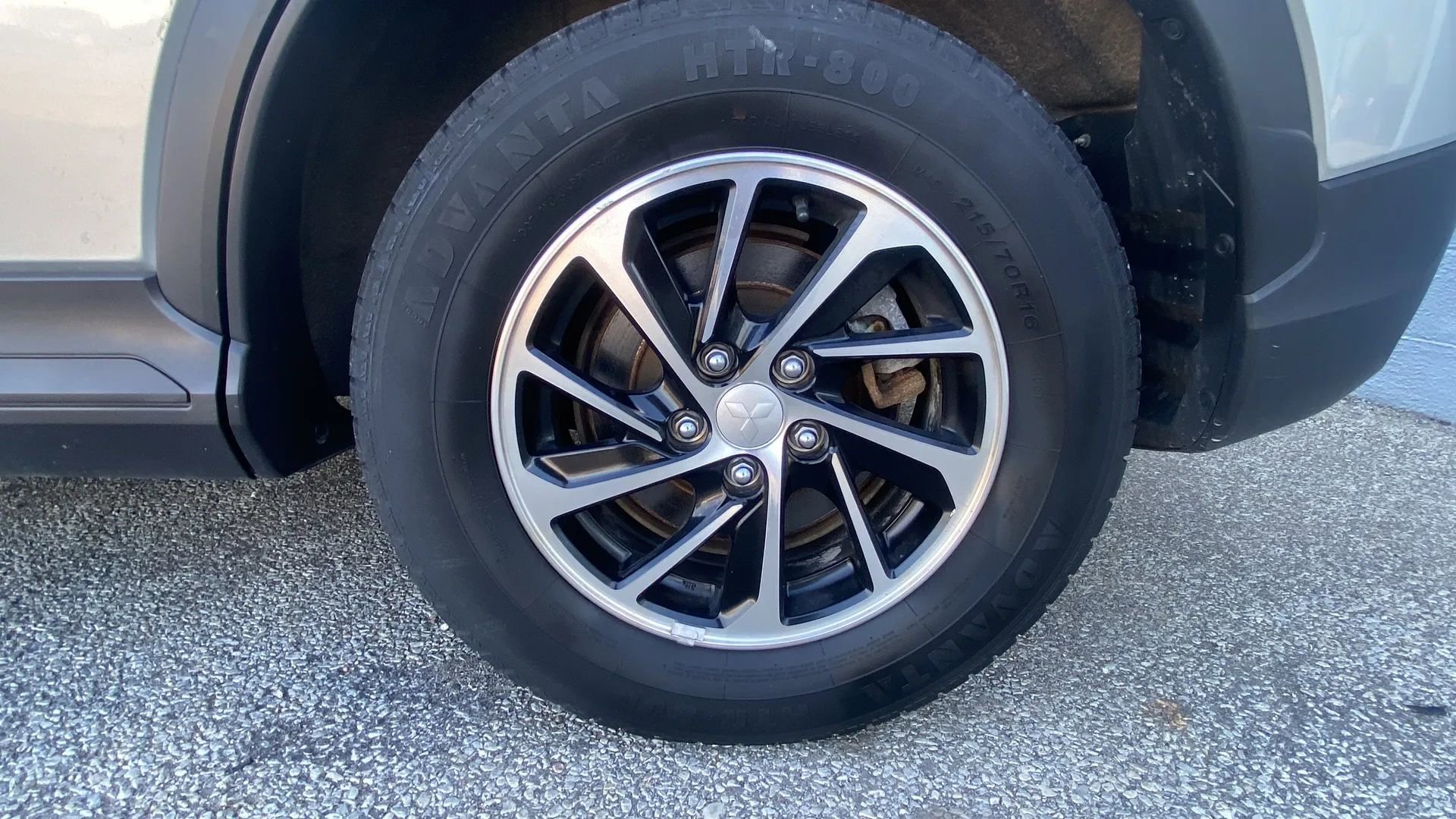 Used 2020 Mitsubishi Eclipse Cross ES FWD image 21