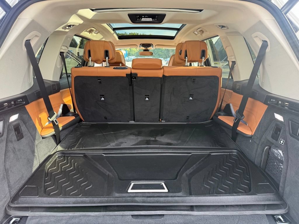Used 2021 BMW X7 xDrive40i w/ Premium Package AWD/4WD image 26