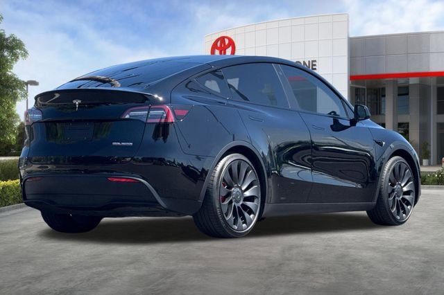 Used 2022 Tesla Model Y Performance AWD/4WD image 4