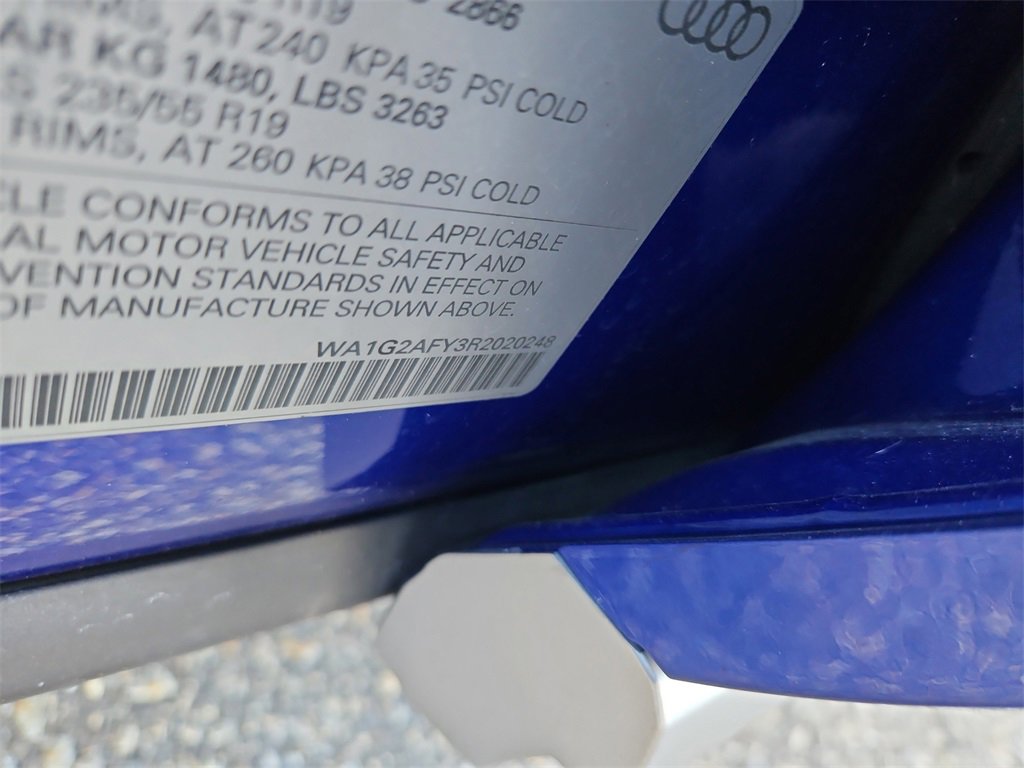 Used 2024 Audi Q5 e Premium w/ Convenience Package image 15