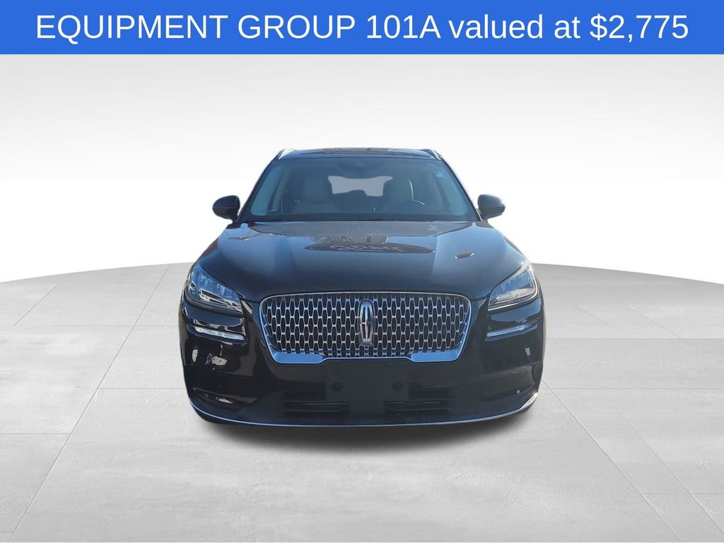 Used 2022 Lincoln Corsair AWD w/ Equipment Group 101A image 3