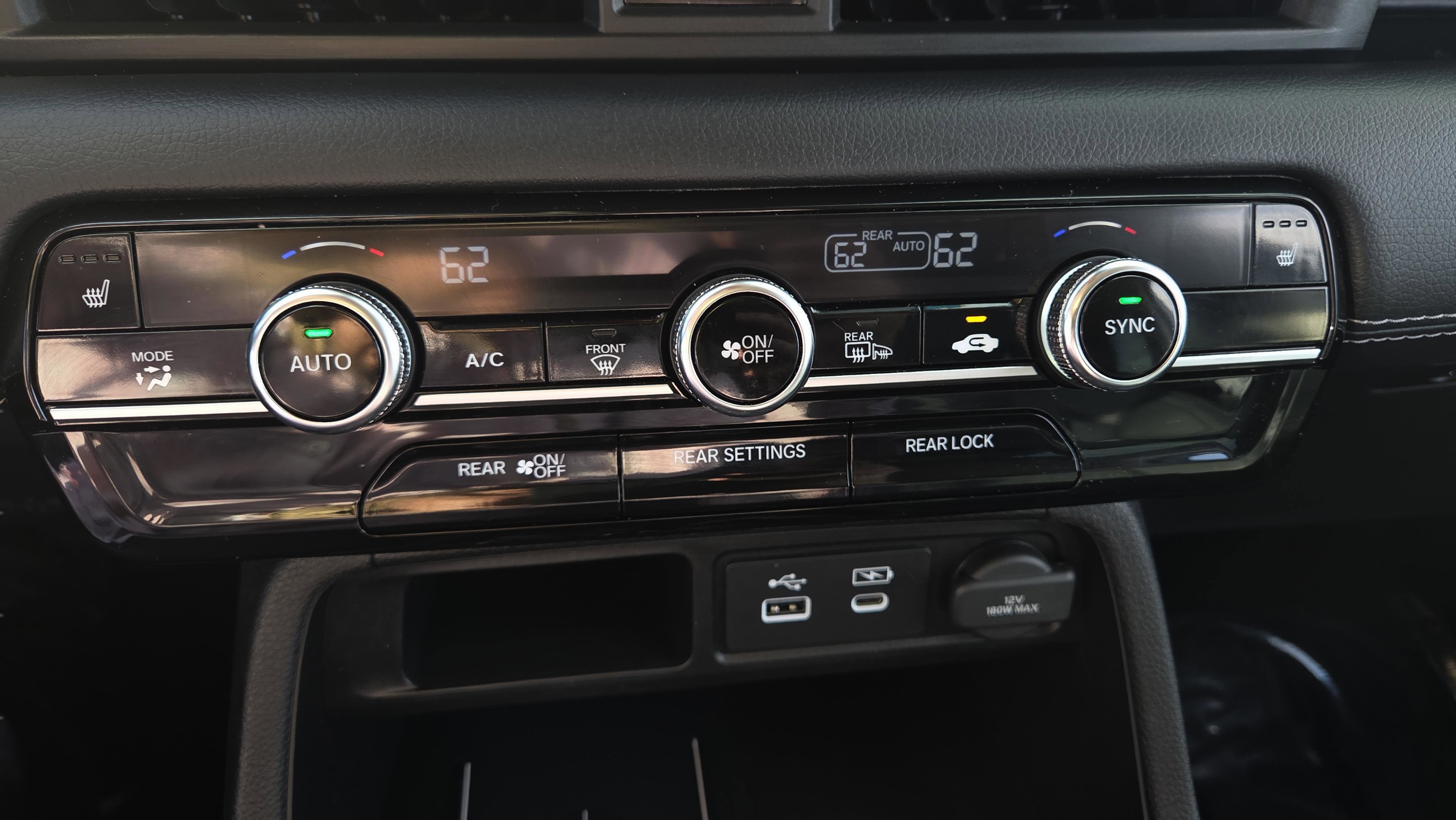 Used 2023 Honda Pilot Touring image 34