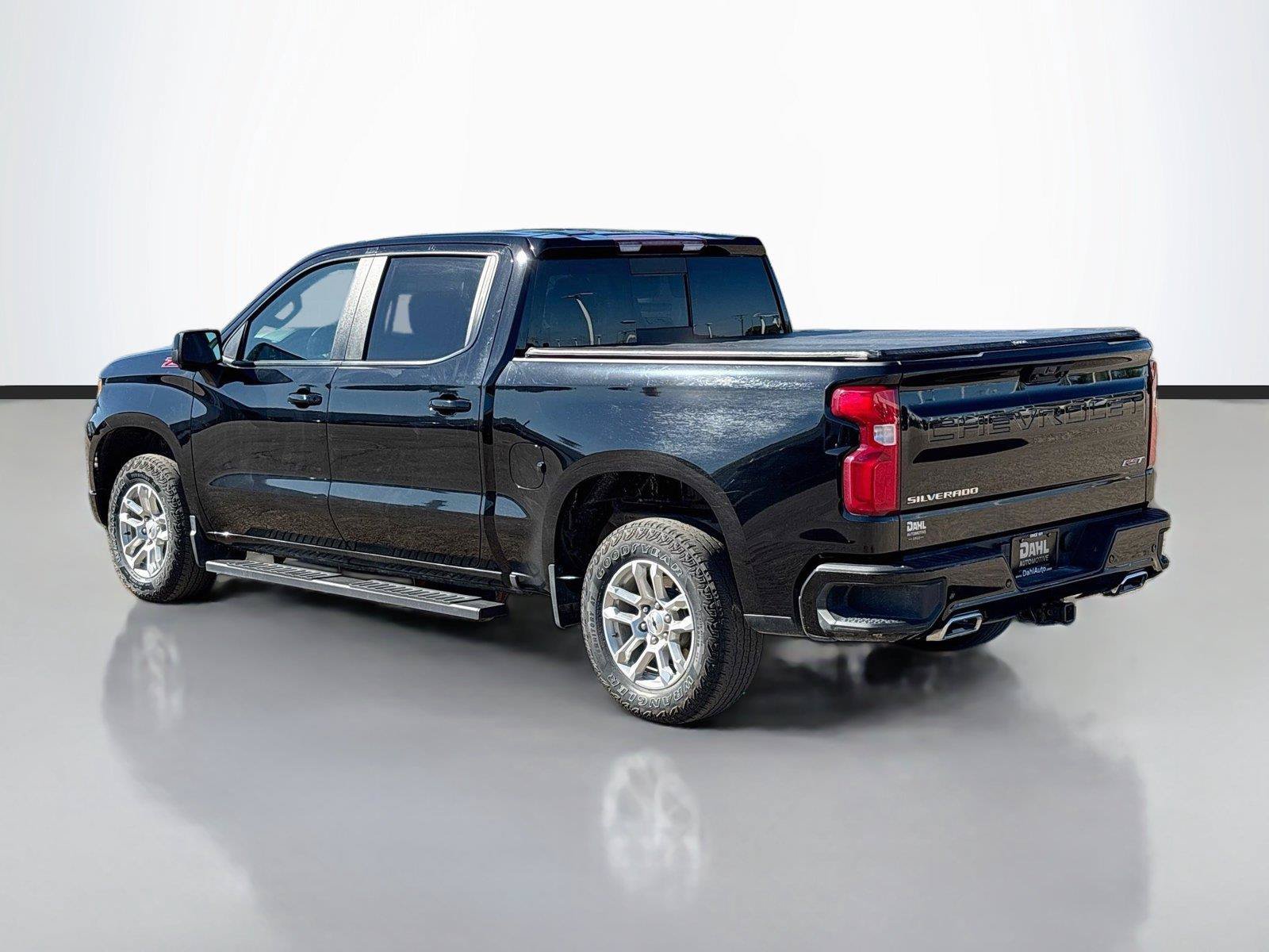 Used 2024 Chevrolet Silverado 1500 RST w/ Convenience Package II AWD/4WD image 10