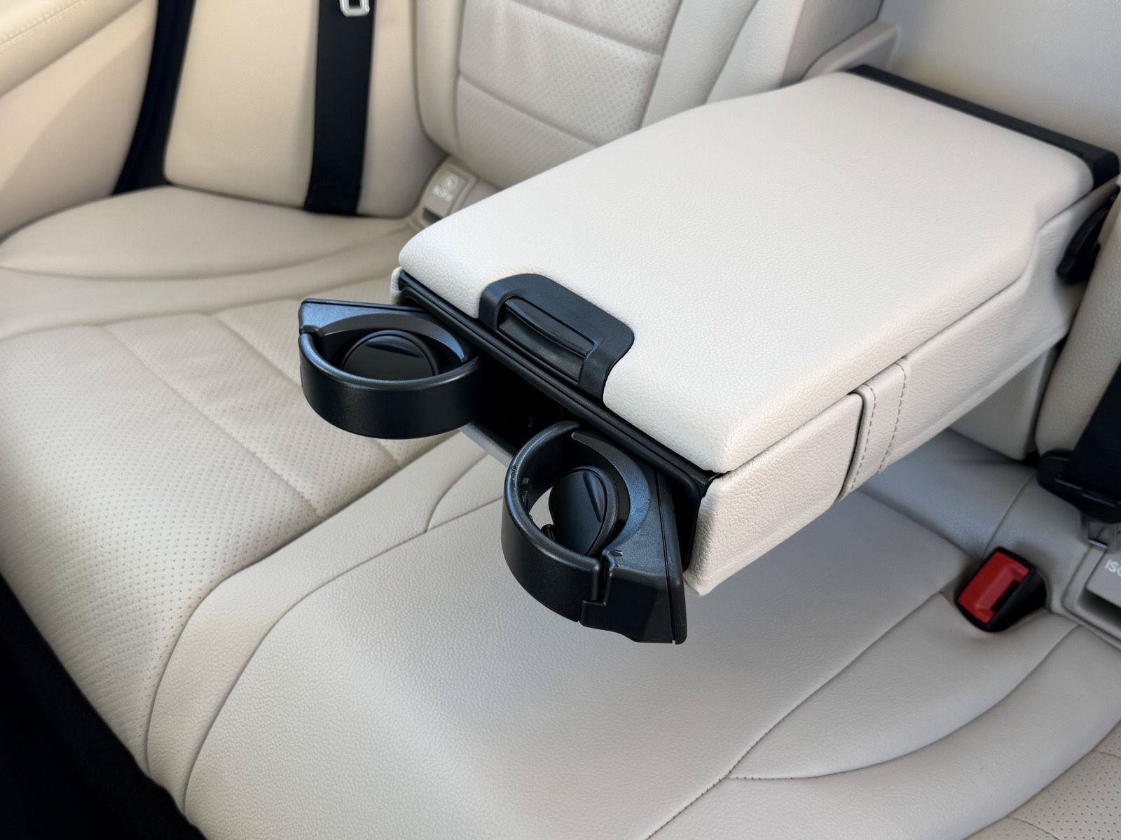 Used 2019 Mercedes-Benz C 300 4MATIC Sedan image 38