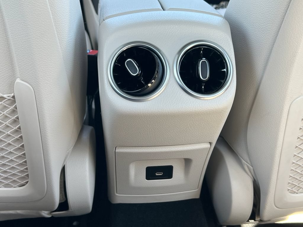 New 2025 Mercedes-Benz CLA 250 4MATIC image 35