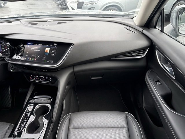 Used 2023 Buick Envision Essence image 21