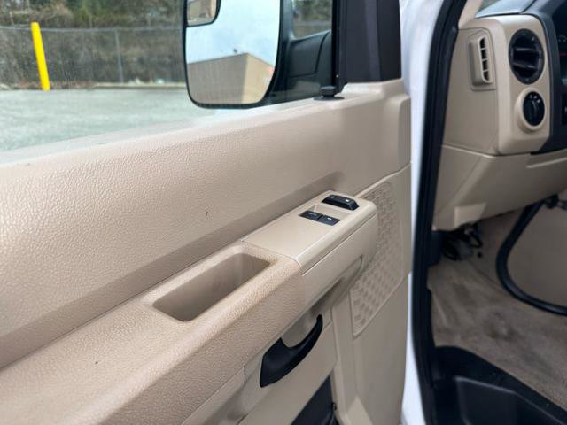 Used 2011 Ford E-350 and Econoline 350 XLT image 23