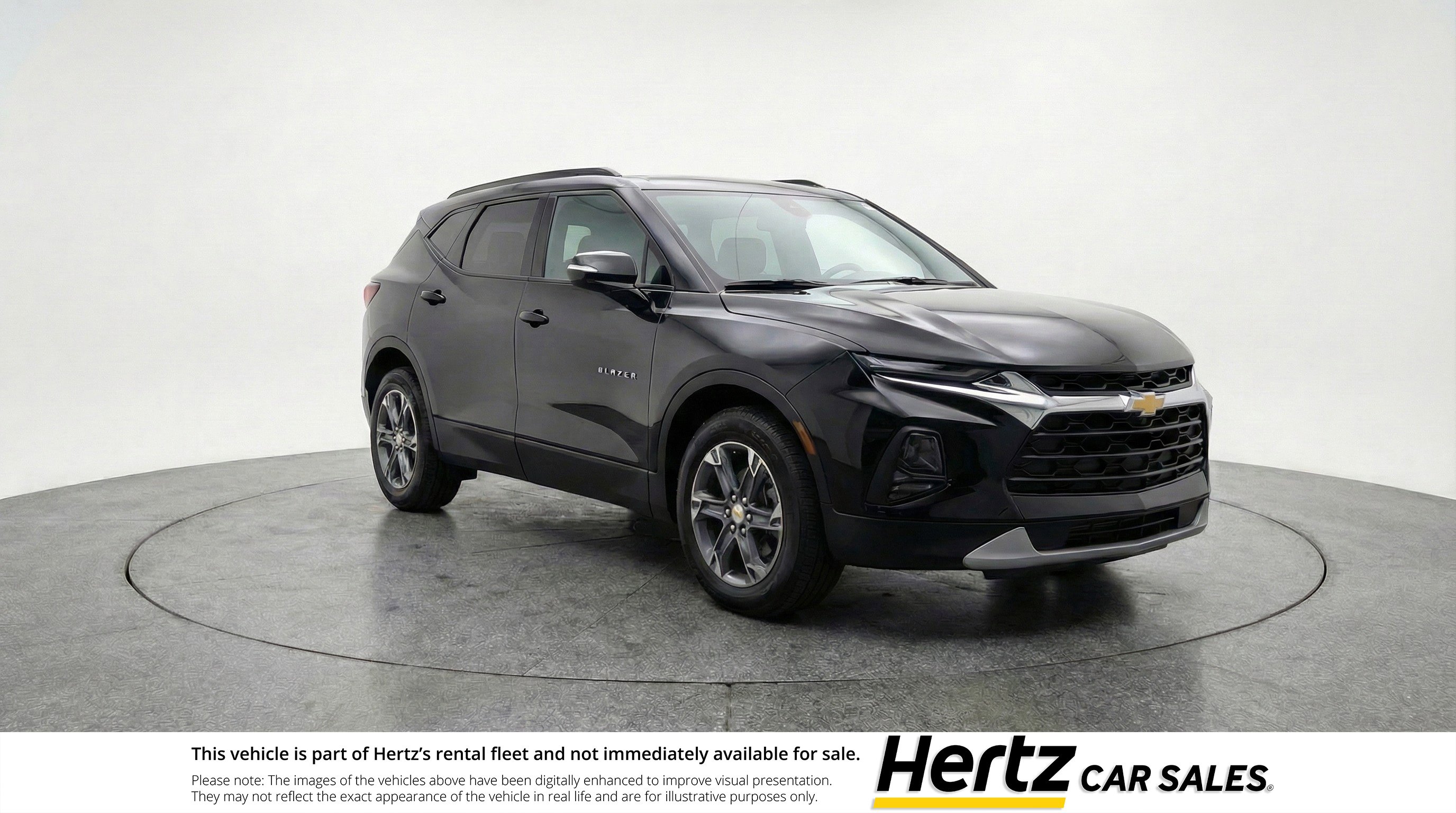 Used 2025 Chevrolet Blazer LT image 1