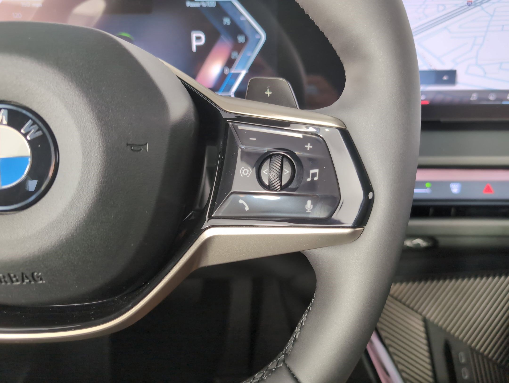 Used 2025 BMW X3 xDrive30i w/ Premium Package image 26