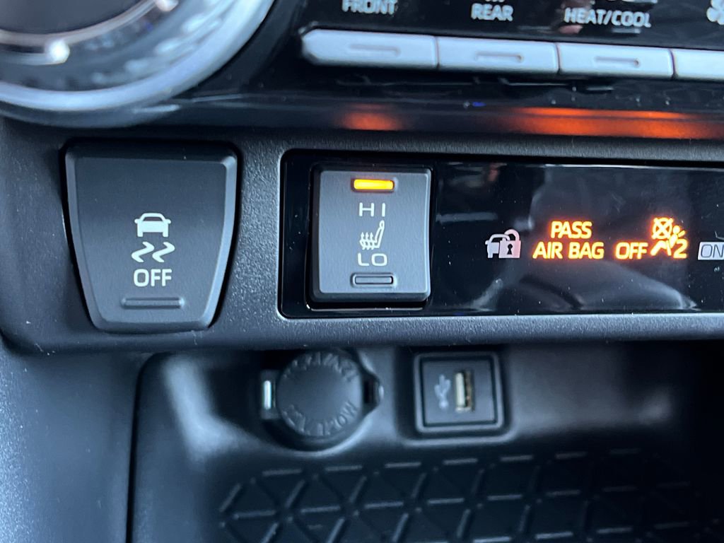 New 2025 Toyota RAV4 XLE w/ Convenience Package image 29