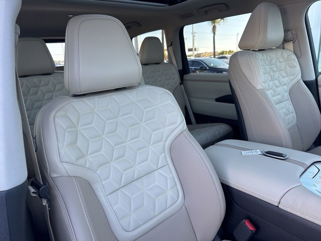 New 2026 Nissan Armada Platinum image 26