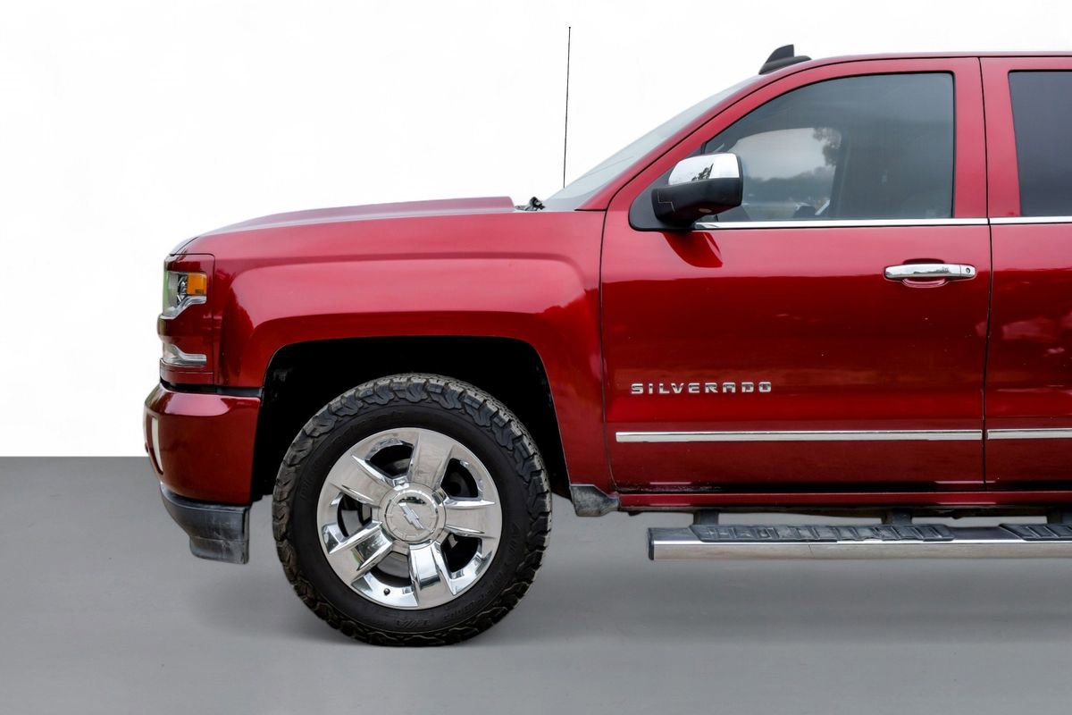 Used 2016 Chevrolet Silverado 1500 LTZ Z71 w/ LTZ Plus Package AWD/4WD image 10