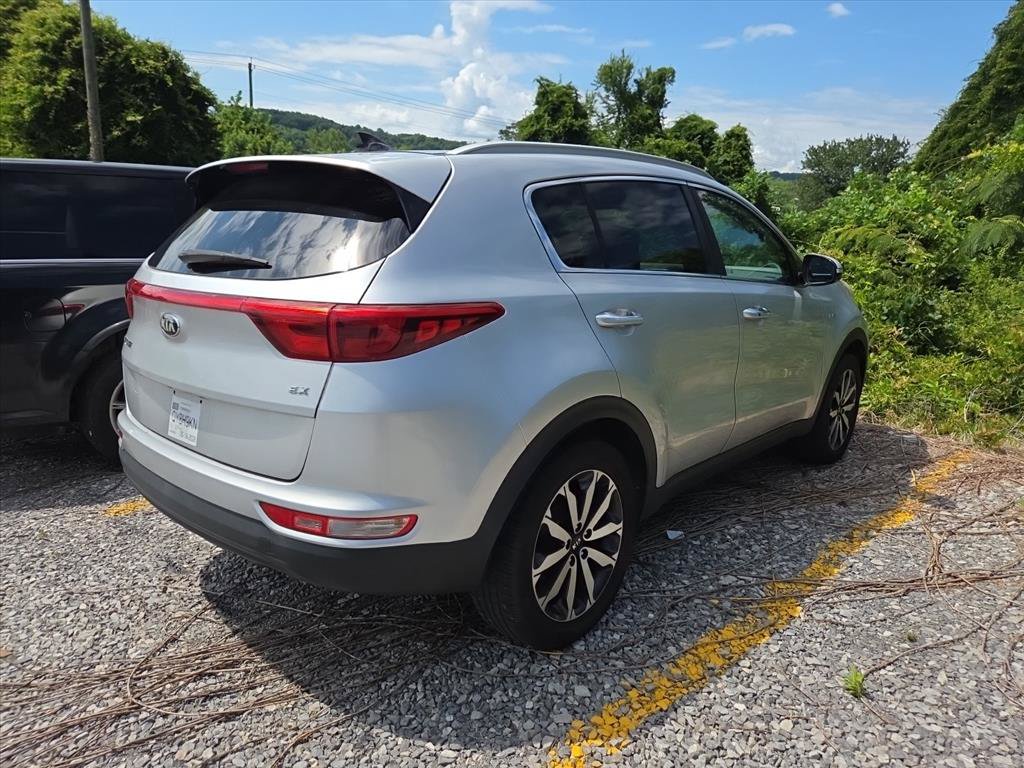Used 2017 Kia Sportage EX w/ EX Premium Package AWD/4WD image 4
