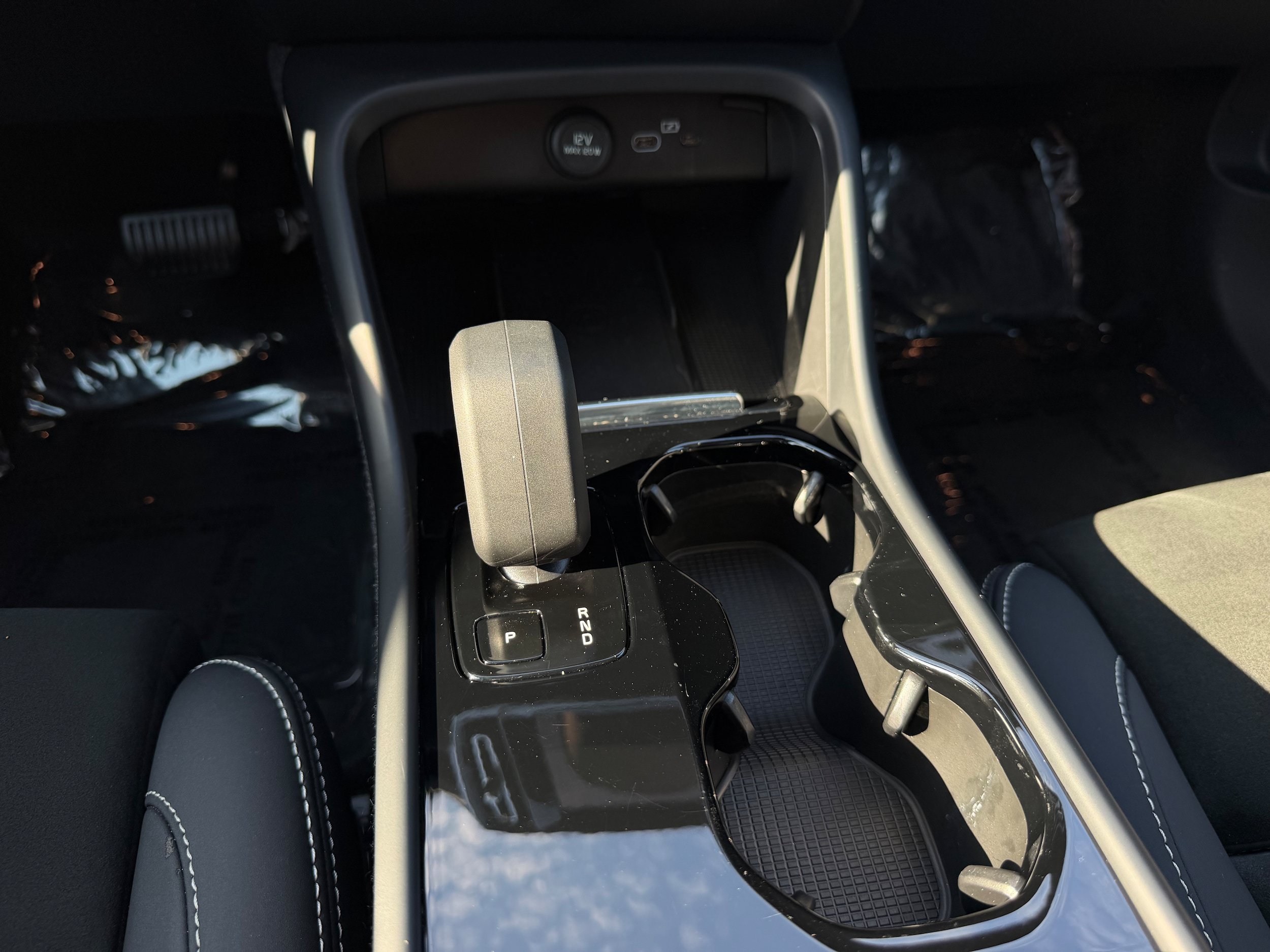 Certified 2023 Volvo C40 P8 Recharge Ultimate AWD/4WD image 14