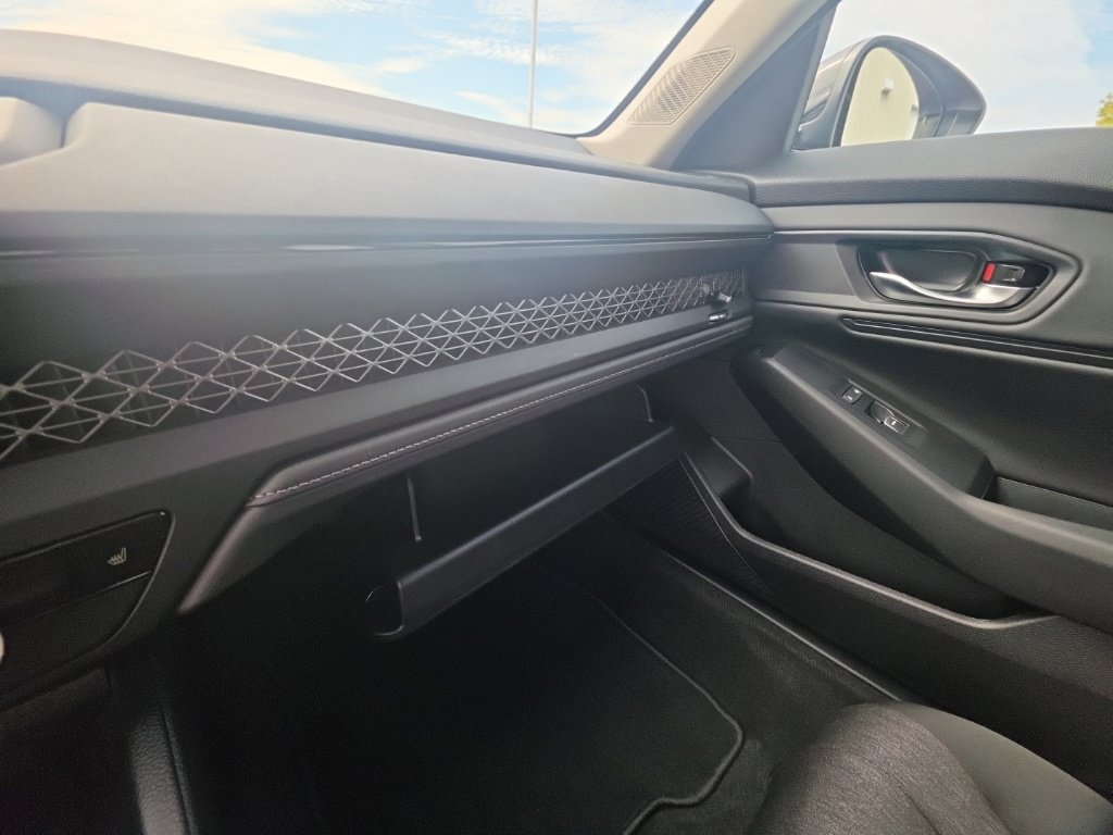 Certified 2025 Honda Accord SE image 22