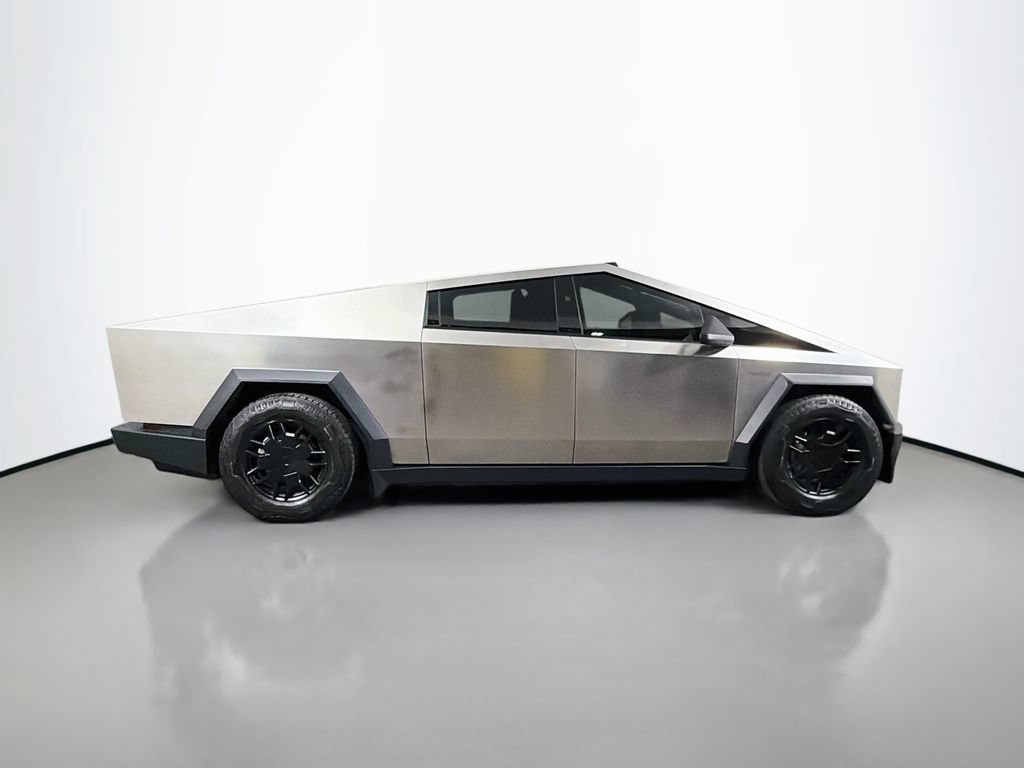 Used 2024 Tesla Cybertruck Cyberbeast AWD/4WD image 4