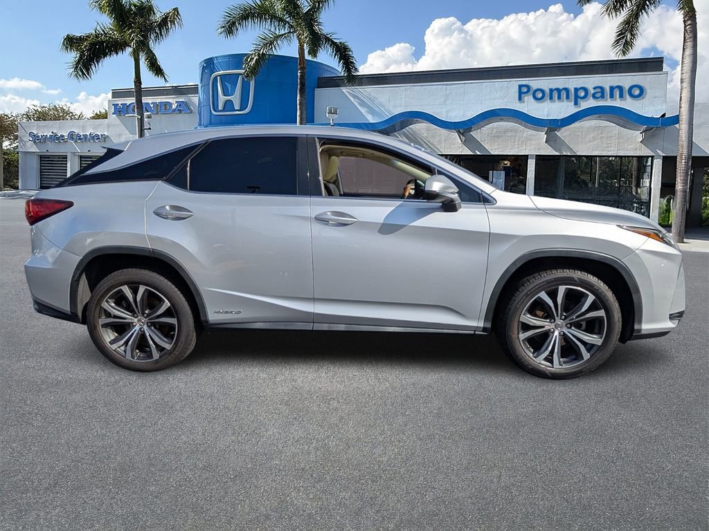 Used 2017 Lexus RX 450h AWD image 7