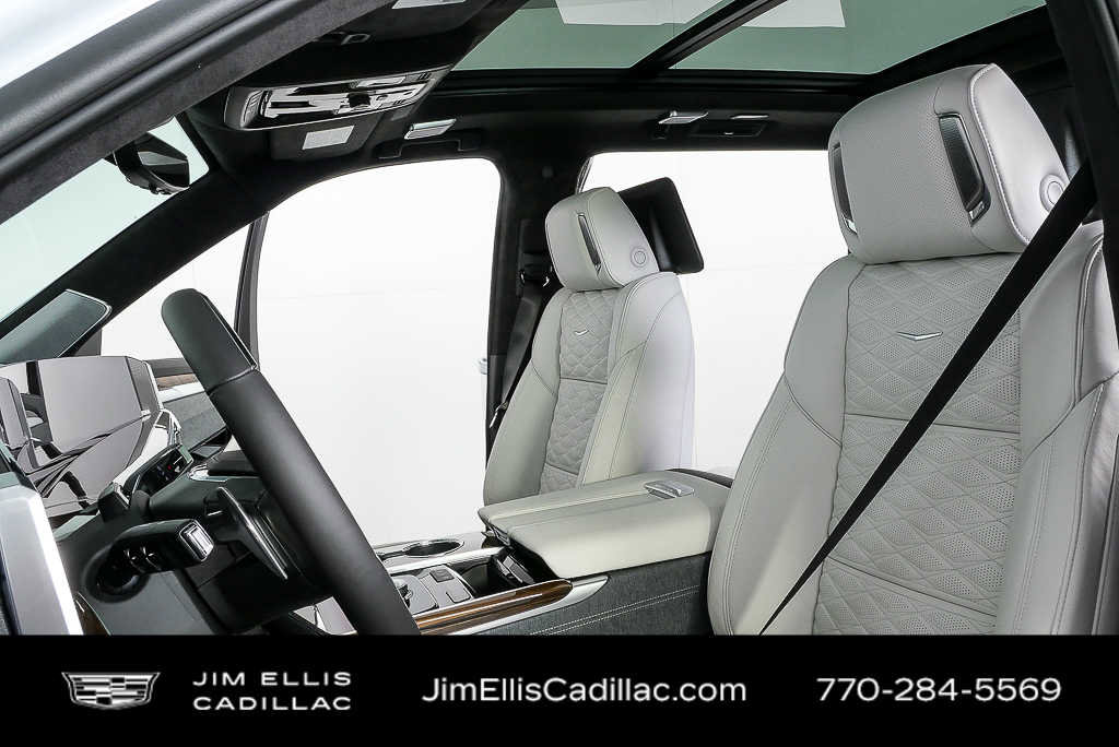 New 2026 Cadillac Escalade Platinum Sport w/ LPO, ONYX Package AWD/4WD image 5