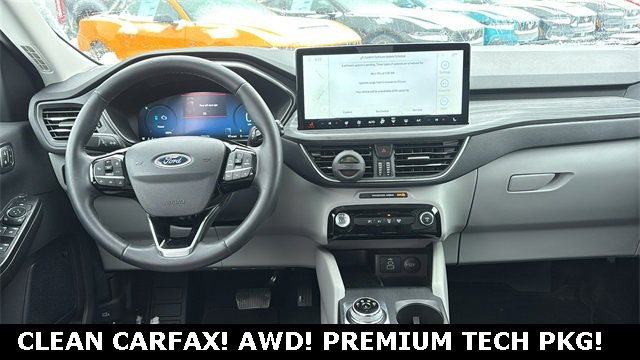 Used 2024 Ford Escape Platinum w/ Premium Technology Package image 6