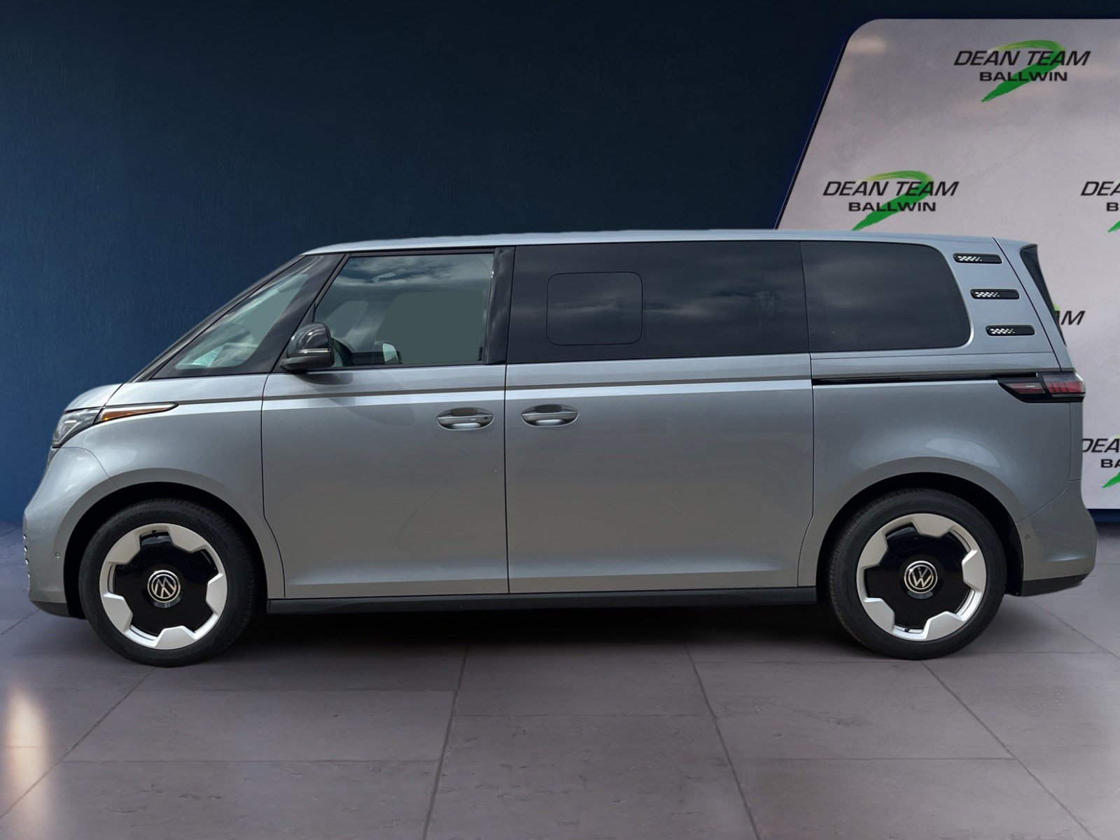 New 2025 Volkswagen ID. Buzz Pro S image 4